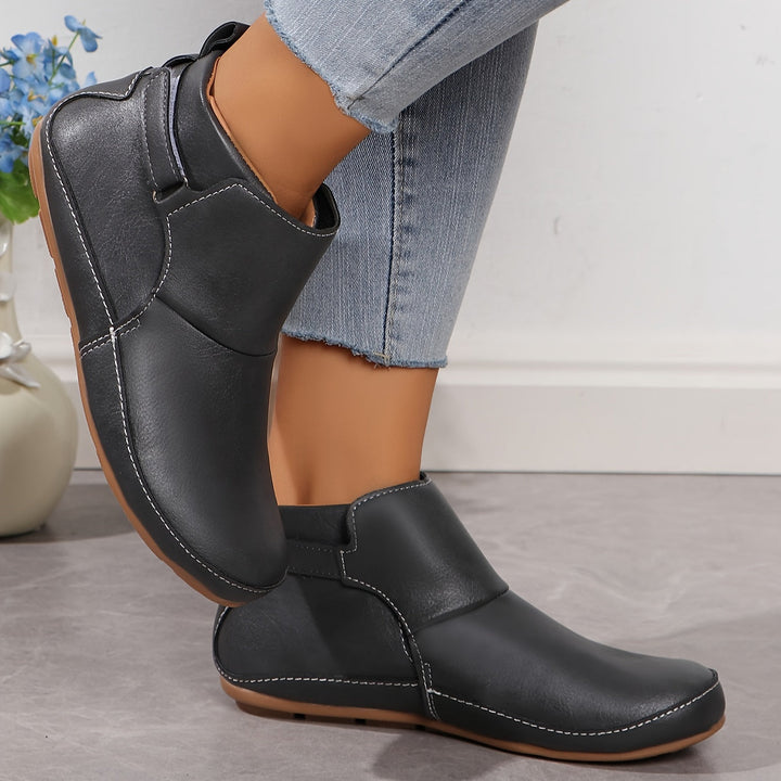 Elenya – Pantoffel Stiefeletten Aus Kunstleder