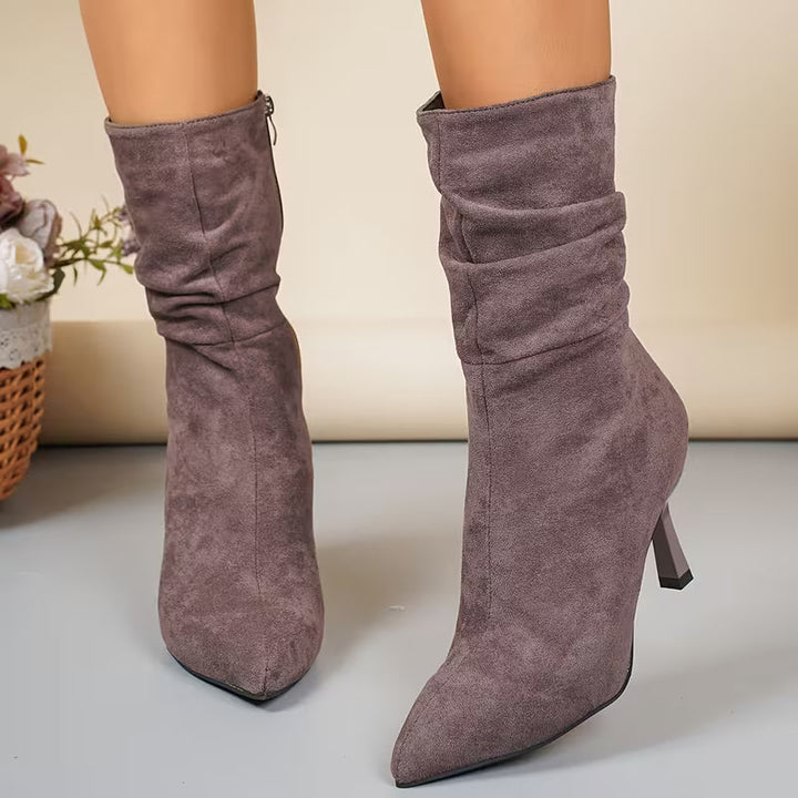 Tittana – Stiefel Mit Mittlerem Absatz Und Spitzen Kanten