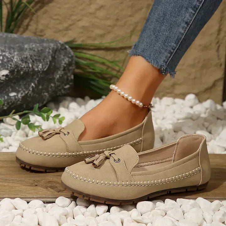 Patamon - Bequeme Slipper Mit Zarten Vintage Schleifen