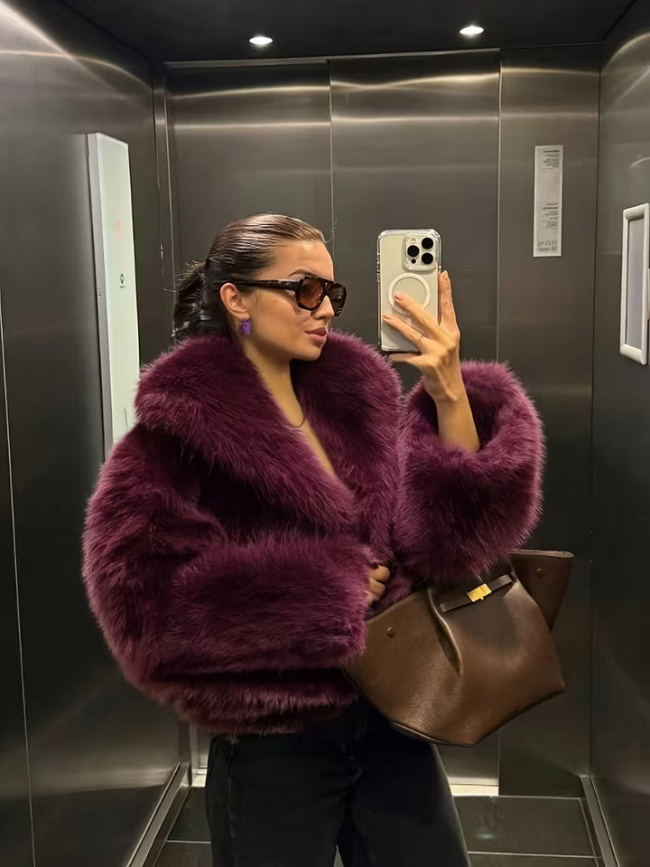 Jorida – Oversized-jacke Aus Kunstfell Mit Gekürztem Revers