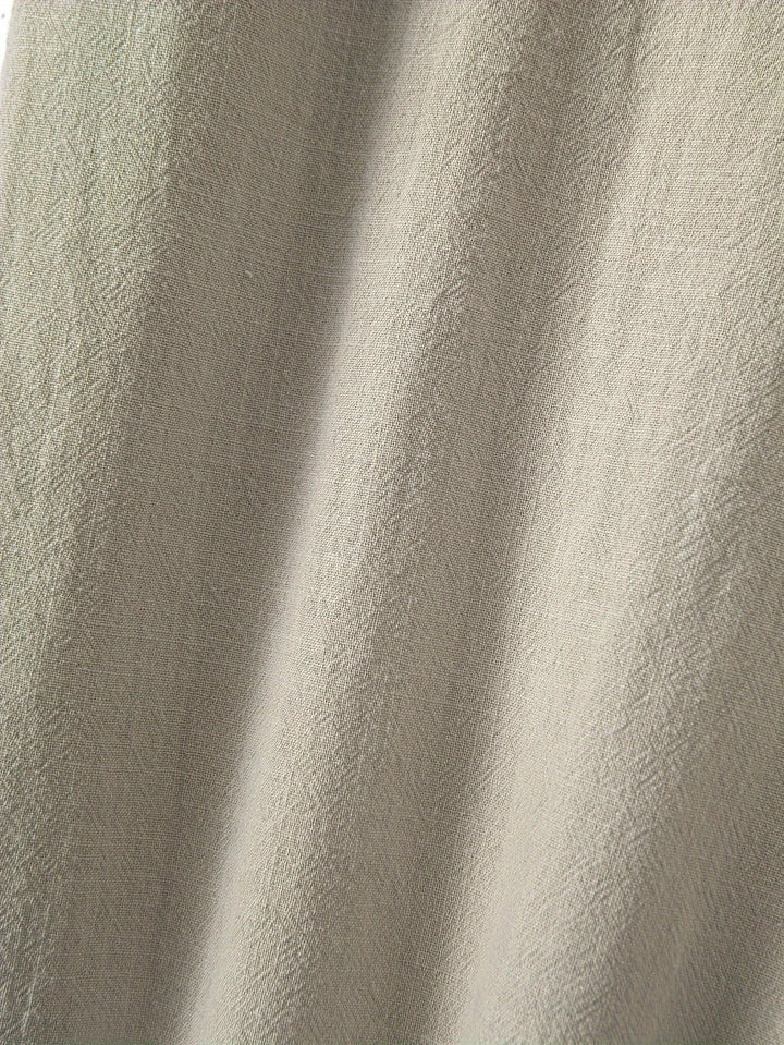 Nerida – Modische Bluse Mit V-Ausschnitt Und Kurzen Ärmeln