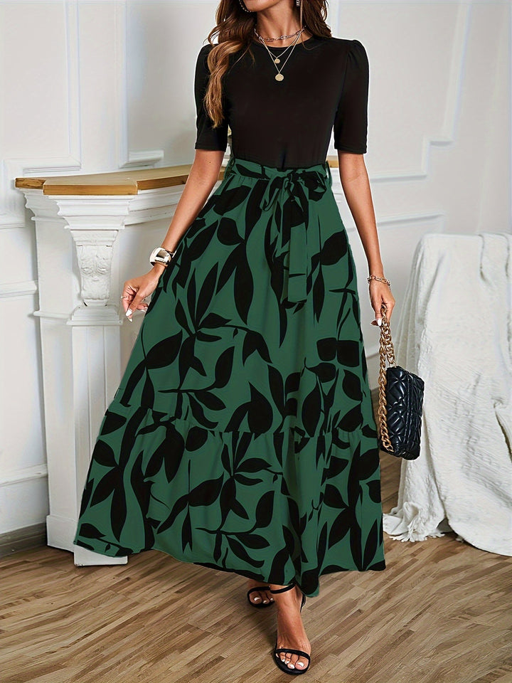 Nuray – Elegantes, kurzärmeliges Blumenkleid