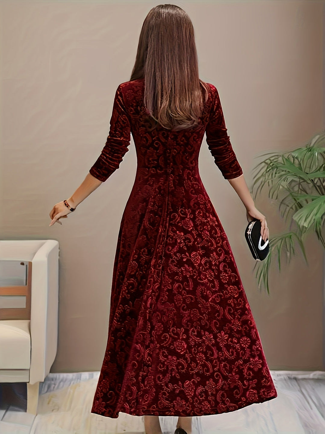 Otsuru - Elegantes SamtKleid Mit Langen Ärmeln