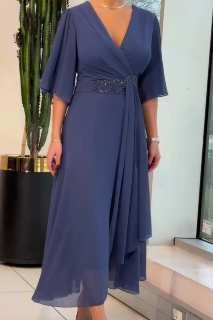 Bhagya - Elegantes langes Chiffon Kleid Mit V-Ausschnitt