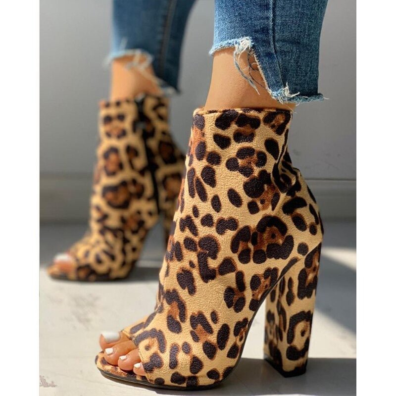 Ugne - Modische Stiefeletten