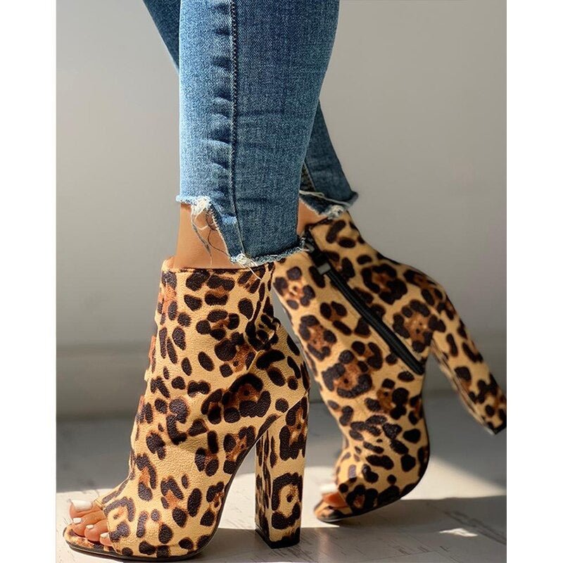 Ugne - Modische Stiefeletten