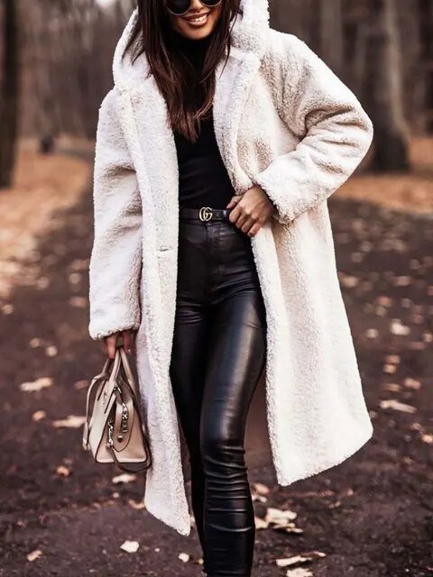 Nedda – Elegante Teddy Winterjacke