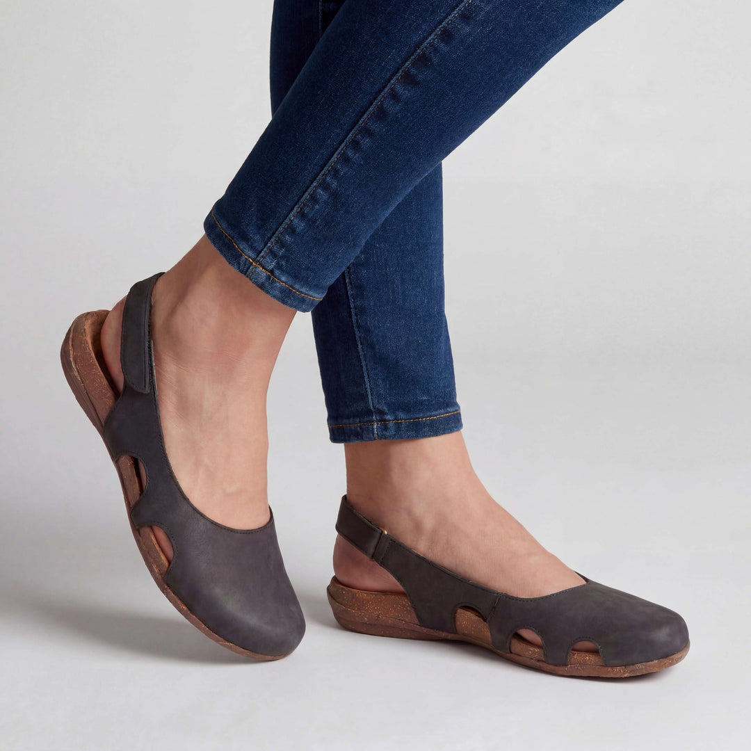 Nathilie – Slingback-Schuhe mit geschlossener Zehenpartie und Ausschnitten