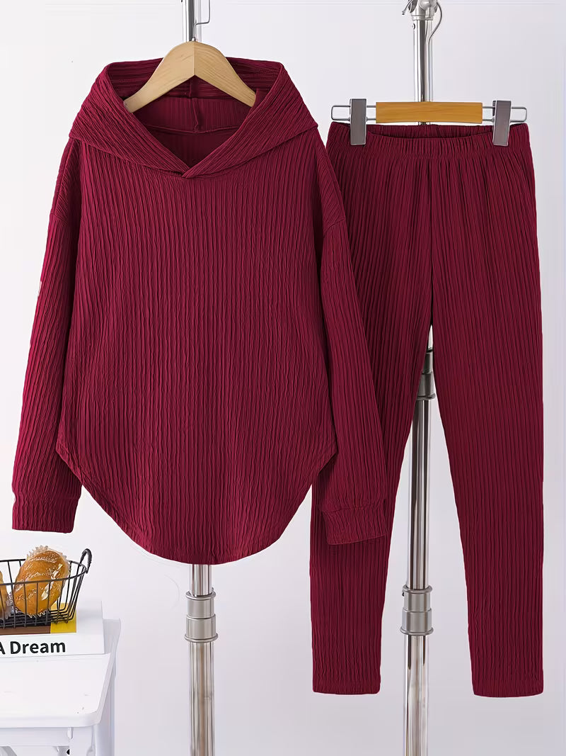 Berenika – Lässiges Kapuzen Top And Leggings