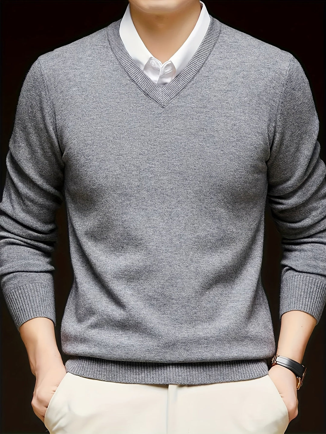 Dionysis – „Cross Border“ Strickpullover mit V-Ausschnitt