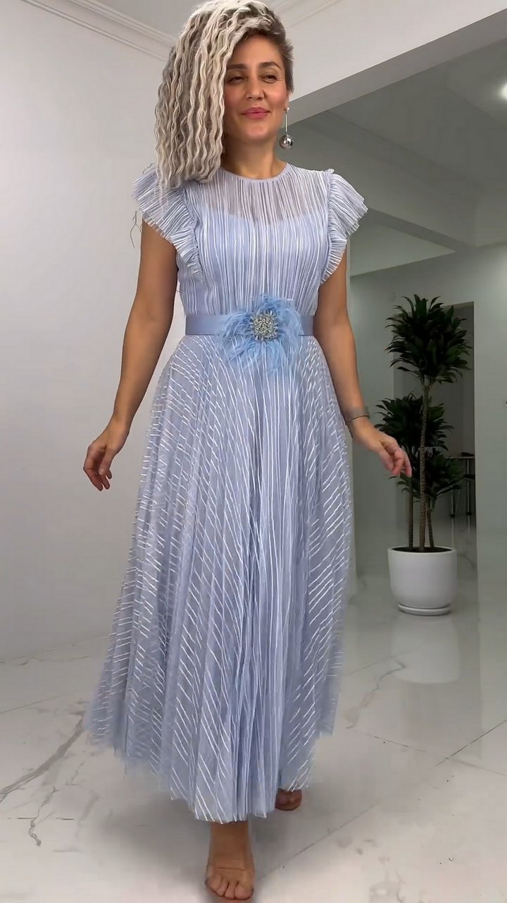 Naysha – Elegantes Seidenchiffon Kleid