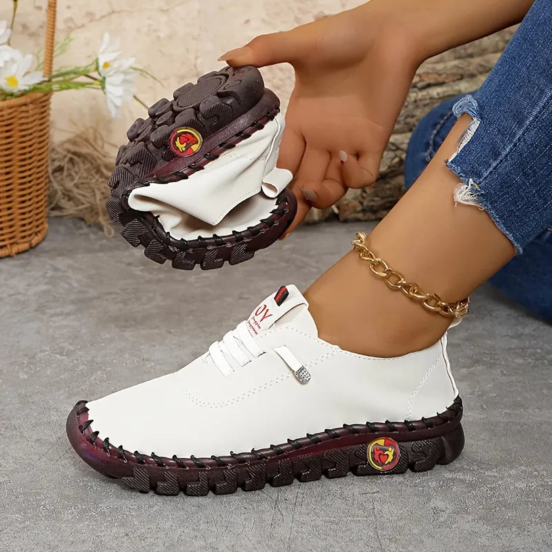 Hilga – Turnschuh Mit Schnürung Und Flexibler Sohle