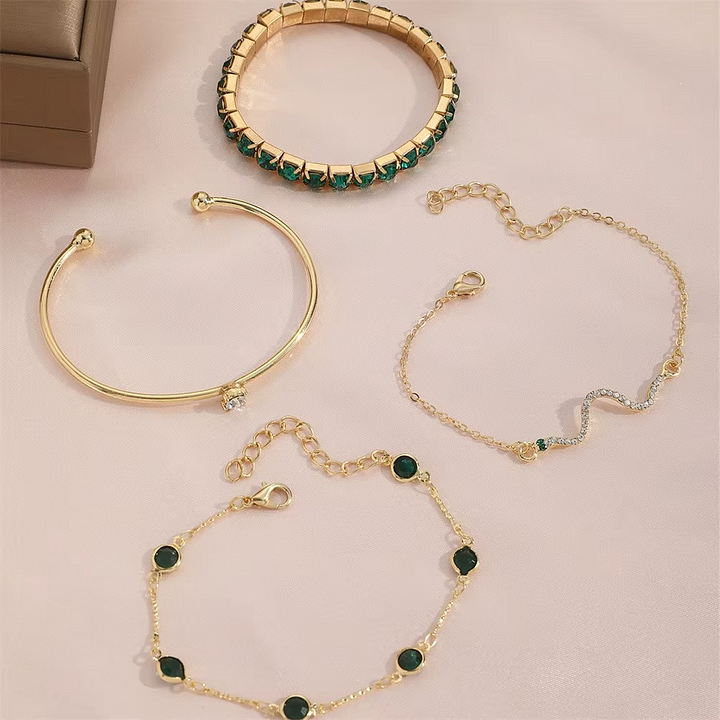 Miray – Smaragd Kristall und Goldarmband, 4-Teiliges Set