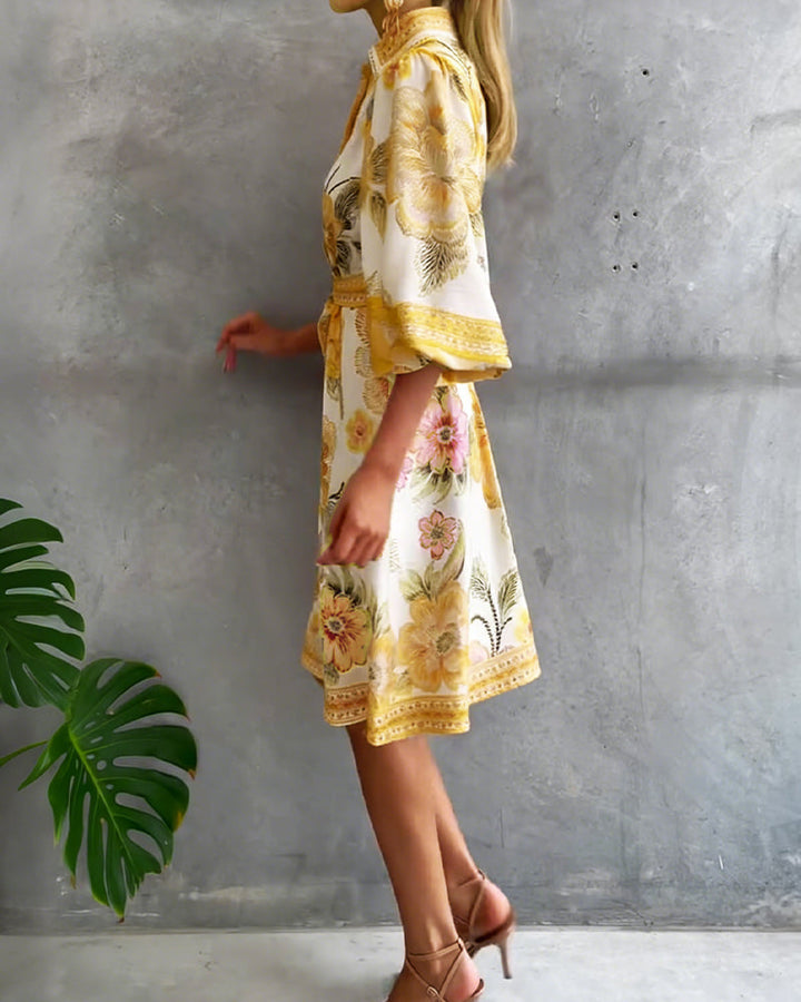 Nylera – Kleid Mit Laternenärmeln Und V-Ausschnitt