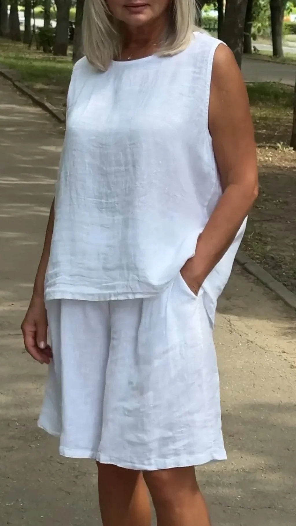 Jileana – Atmungsaktive, ärmellose Bluse Und Lockere Kurzhosen