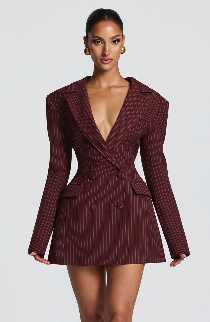 Zaerine – Kurzes Blazer-Kleid in Elfenbein