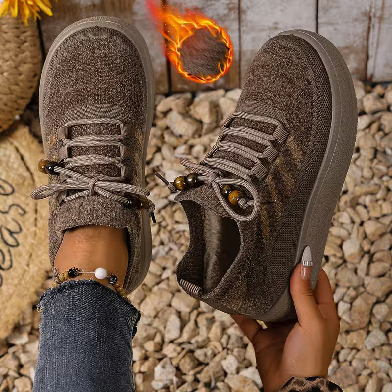 Zaria – Bequemer Schnür-Turnschuh