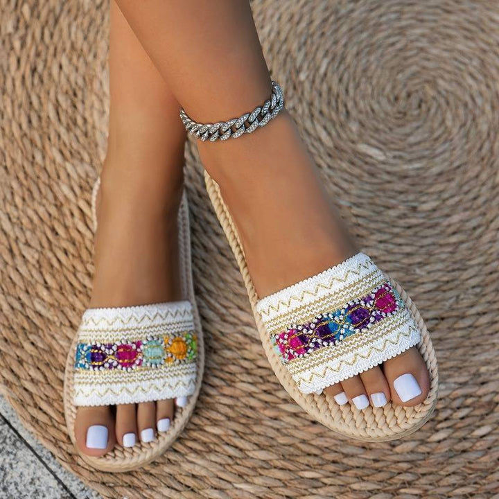 Shantica - Flache Sandalen Zum Hineinschlüpfen Mit Dicken Sohlen
