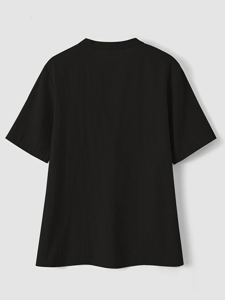 Nerida – Modische Bluse Mit V-Ausschnitt Und Kurzen Ärmeln
