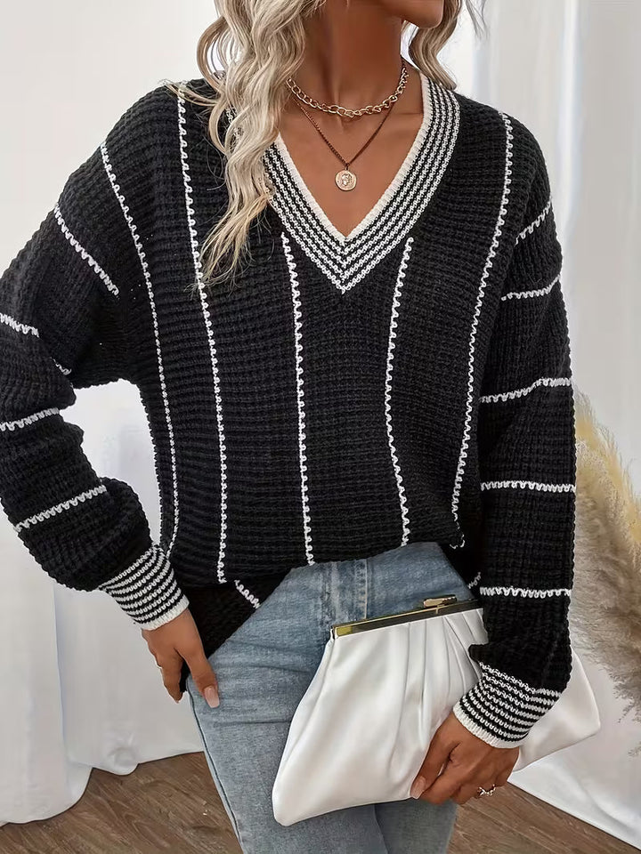 Lykke – Gestreifter Übergröße Pullover Mit V-Ausschnitt