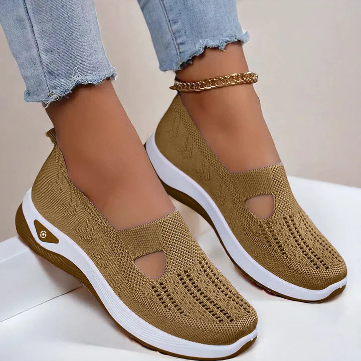 Einara – Atmungsaktive Rutschfeste Schuhe