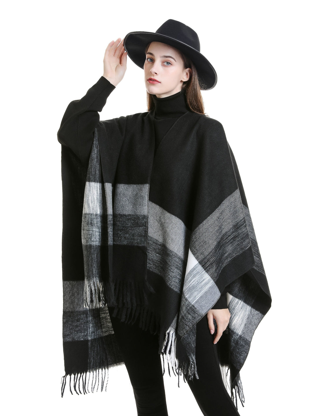 Kyrine - Poncho Schal Mit Fransen Und Geometrischem Muster