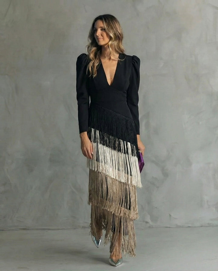 Nipuni - Elegantes Kleid Mit Fransenärmeln