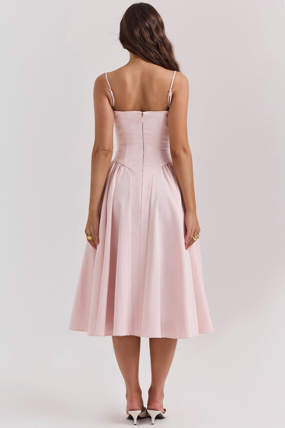 Maissa – Elegantes Midi Kleid mit Ärmeln