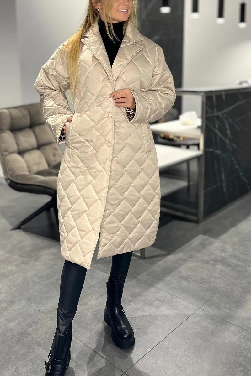 Devine – Eleganter Steppmantel Mit Leopardenfutter