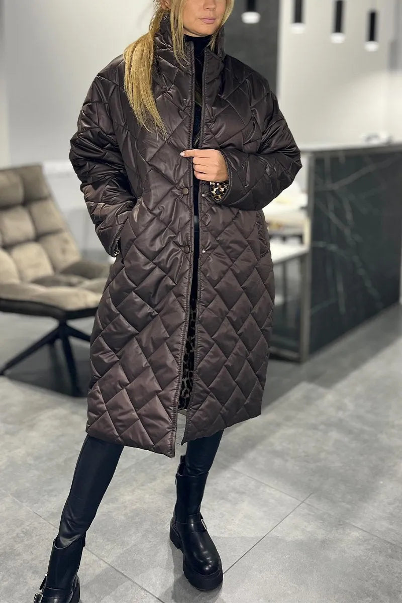 Devine – Eleganter Steppmantel Mit Leopardenfutter