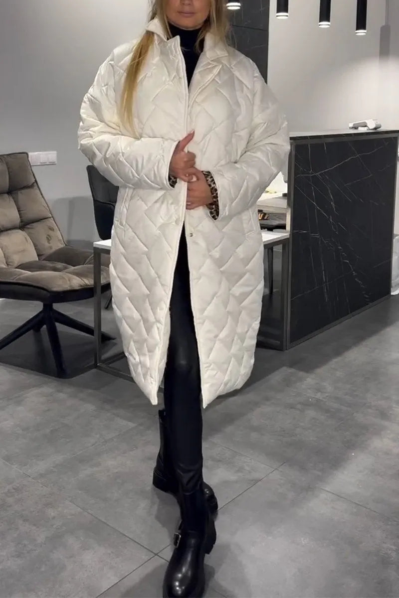 Devine – Eleganter Steppmantel Mit Leopardenfutter