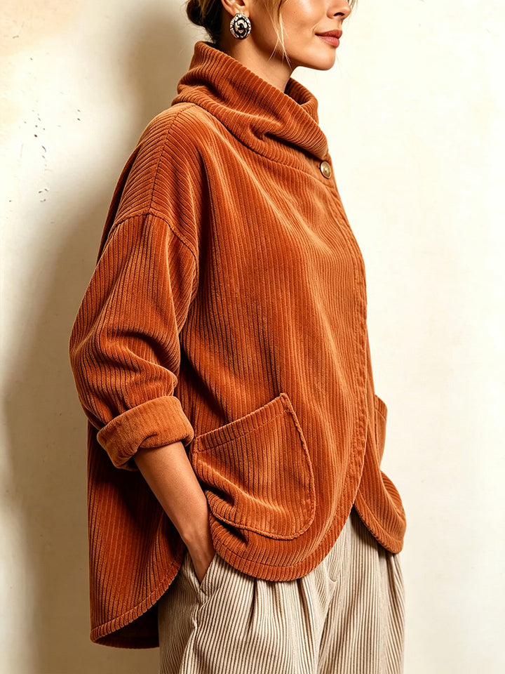 Sisuda  – Asymmetrische Cordjacke mit Knopfleiste