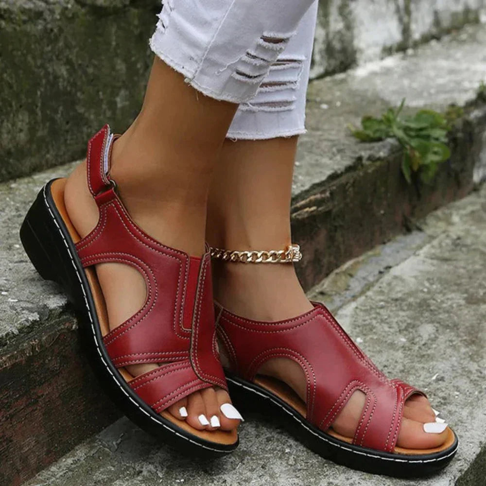 Kristie - Klassische Sandalen