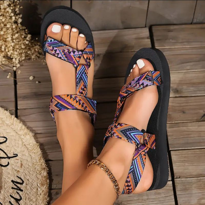 Maryane – Gemusterte Plateau-Sandalen mit Klettverschluss