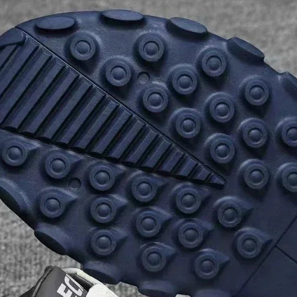 Ziven – Bequemer Rutschfester Turnschuh