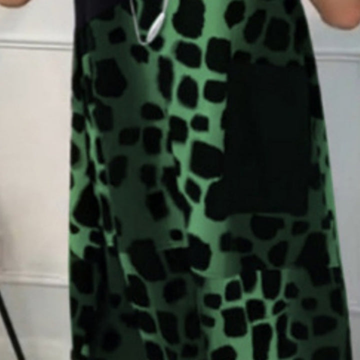 Hansine – Bedrucktes Kleid Mit Rundhalsausschnitt Und Kurzen Ärmeln
