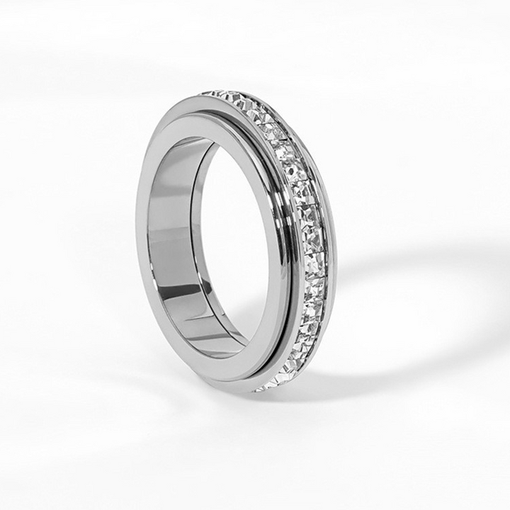 Nubia – Luxuriöser Drehbarer Spinnerring aus Stahl
