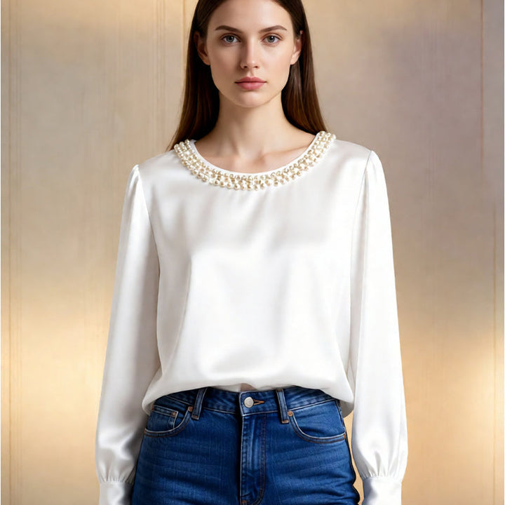 Quitterie – Satin Bluse Mit Perlenkragen