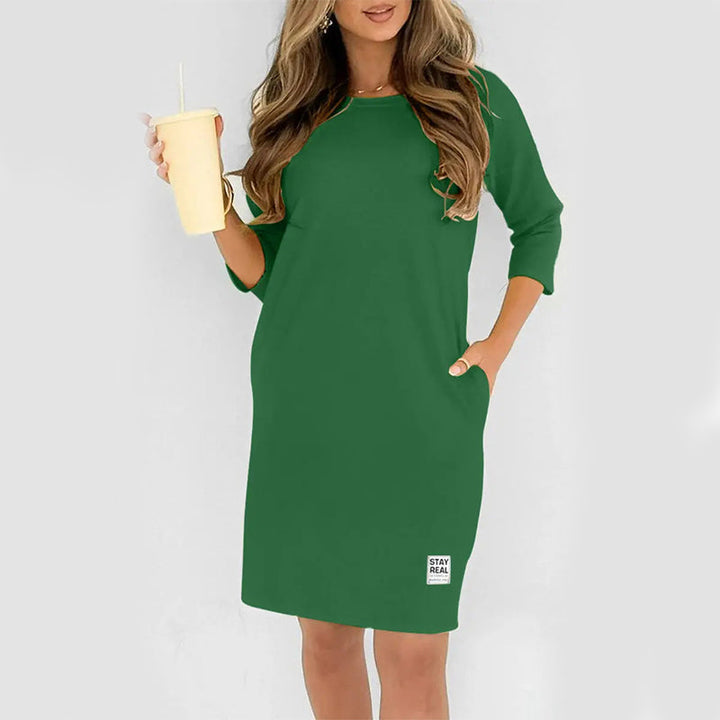Sidsel – Elegantes T-Hemd-Kleid Mit Rundhalsausschnitt