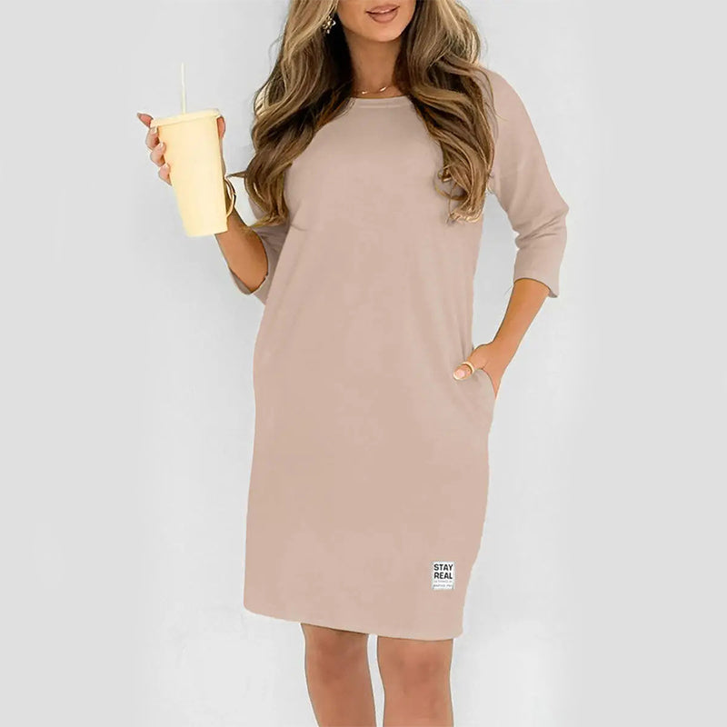Sidsel – Elegantes T-Hemd-Kleid Mit Rundhalsausschnitt