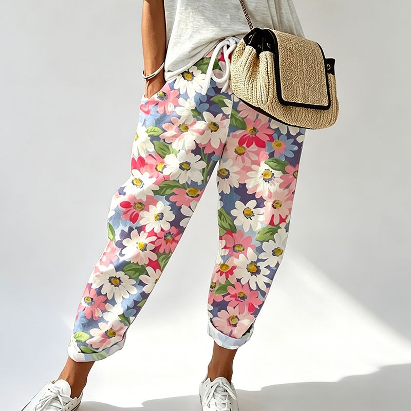 Leyza – Konisch Zulaufende Hose Mit Blumen Muster