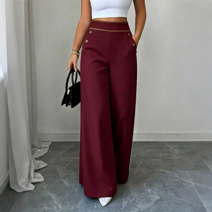 Selvie – Hose Mit Weitem Bein und Zierknöpfen