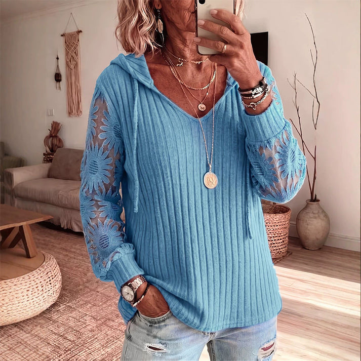 Nemila – Eleganter Strickcardigan MIT Kapuze Und Spitzenbesatz