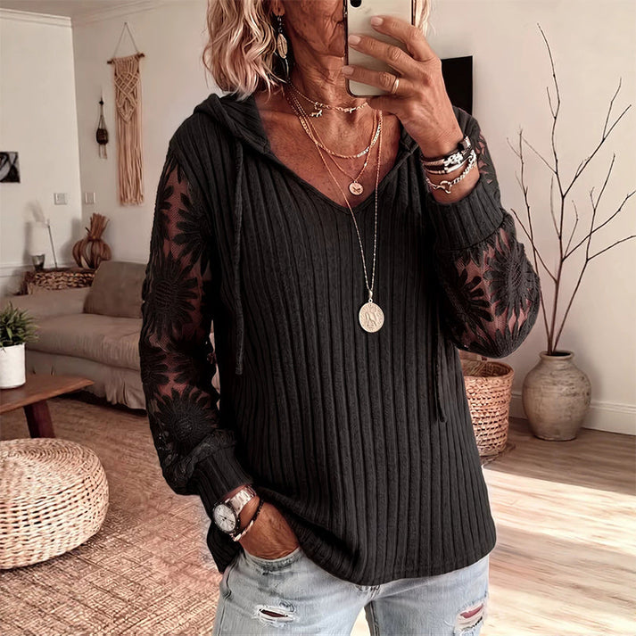 Nemila – Eleganter Strickcardigan MIT Kapuze Und Spitzenbesatz