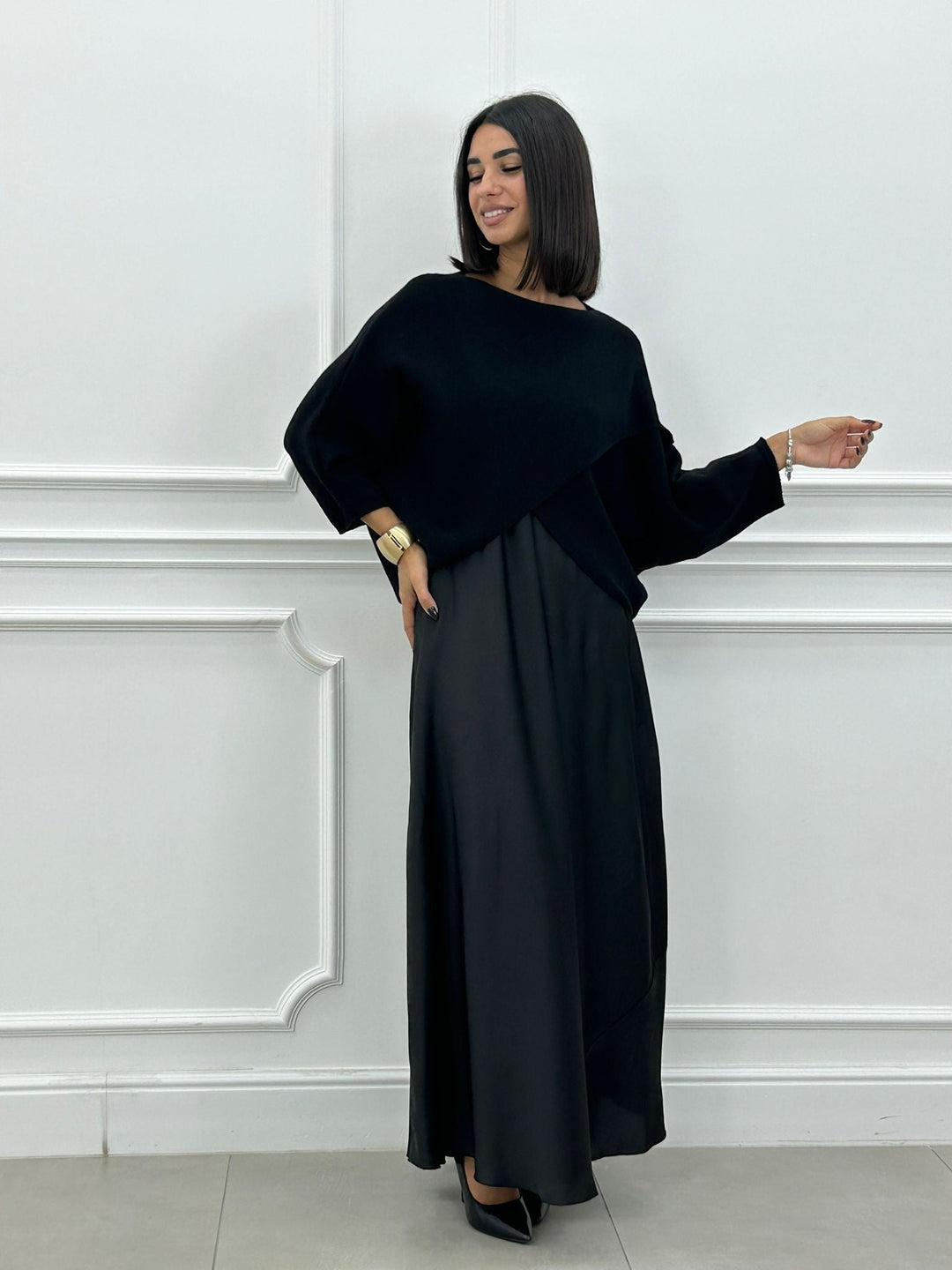 Lorelei – Elegantes Langes Kleid Und Asymmetrisches Oberteil
